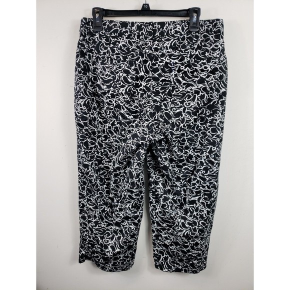 Christopher & Banks women's size 10 capris black & white print zip  pockets - Picture 5 of 8